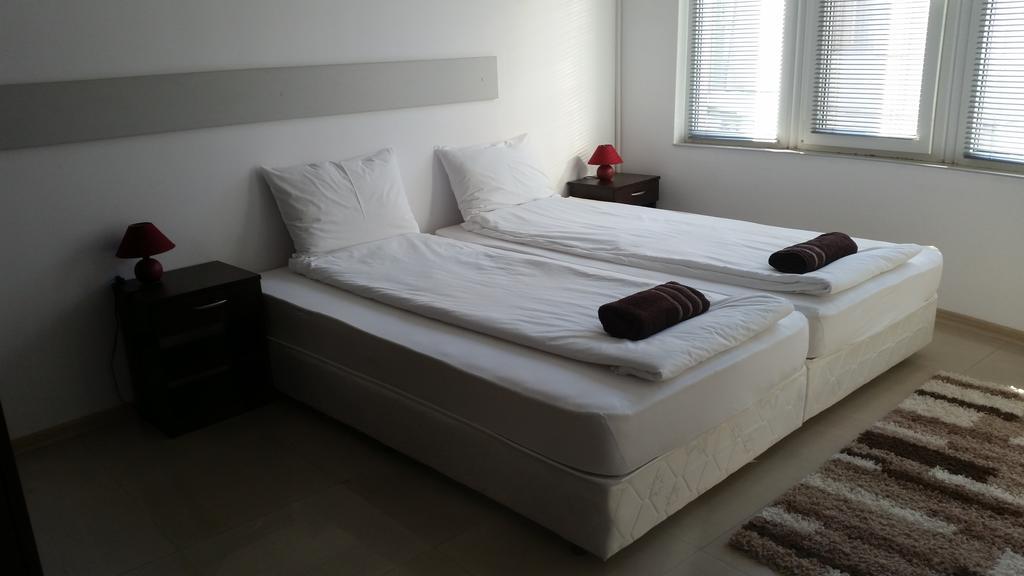 4U Apartment 布尔加斯 外观 照片