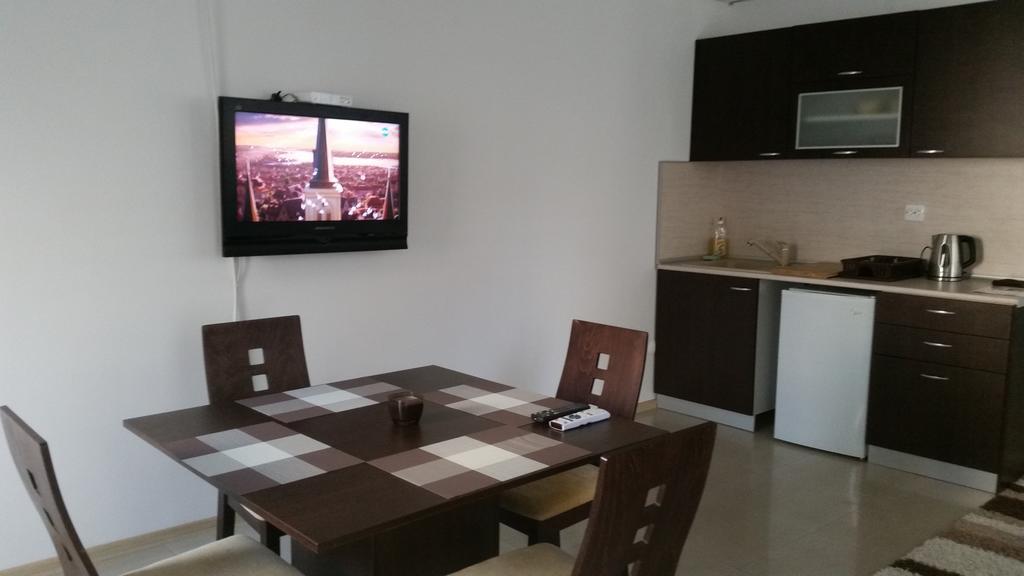 4U Apartment 布尔加斯 外观 照片