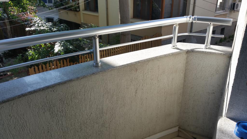 4U Apartment 布尔加斯 外观 照片